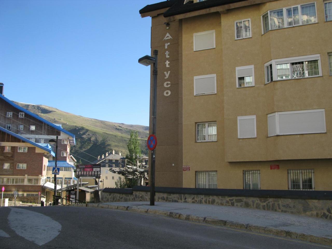 Apartamento Decris Sierra Nevada Eksteriør bilde